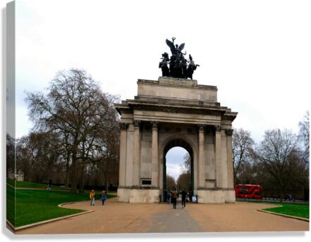 Wellington Arch Canvas Print