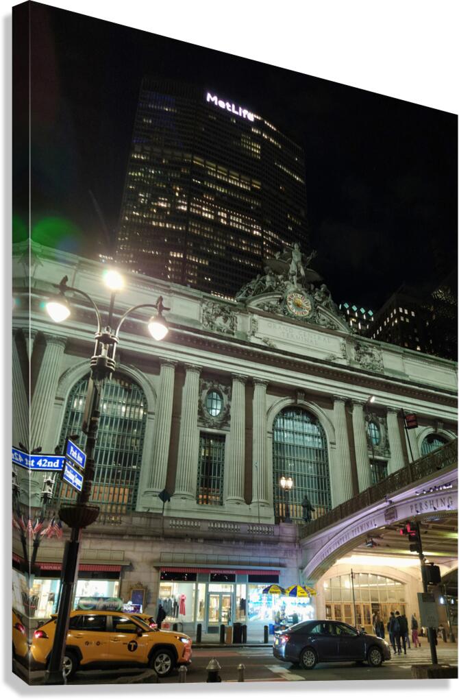 Facade of Grand Central – Street Perspective Canvas Print
