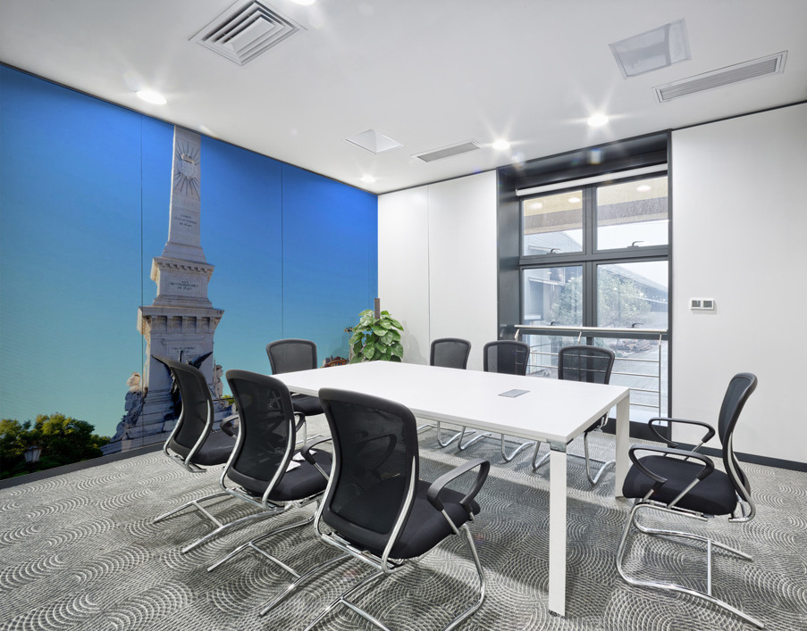 Walking through Lisbon 2B Wall Printing