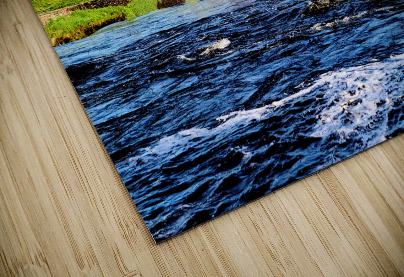 Water Dreams in Color: A Moment Beneath the Falls Click4Pix Puzzle