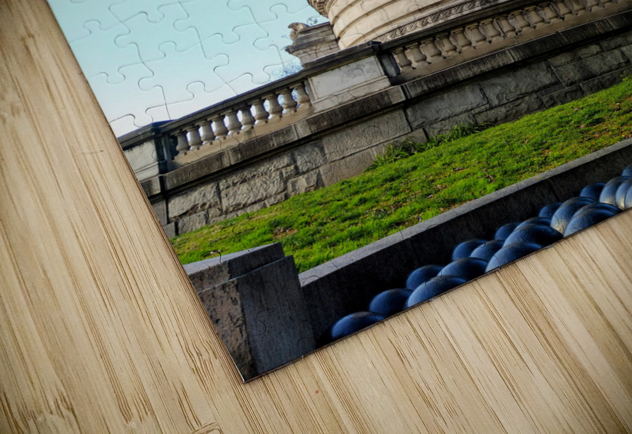 Historic Valor Monument Click4Pix Puzzle